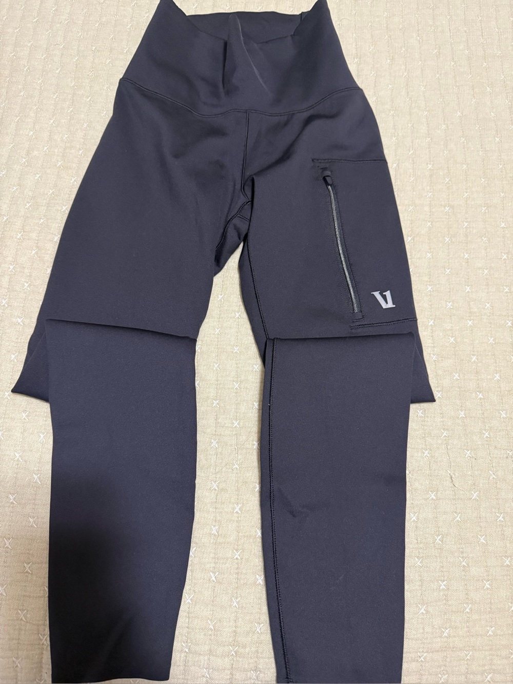 Vuori Evolve High-Waist Active Leggings with Side Pocket - Black